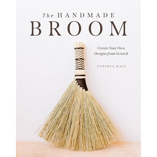 Im Besengebiet / Field of Brooms: Handbesen aus aller Welt / Hand